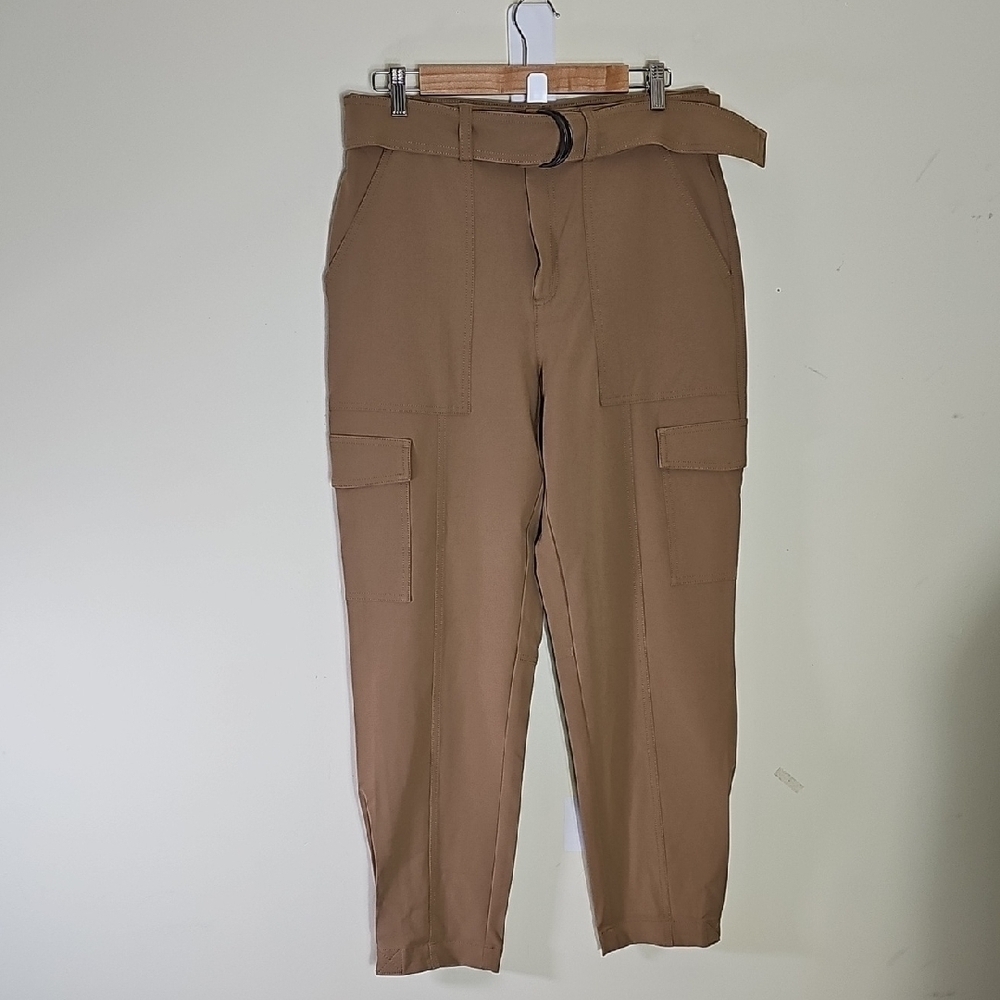 Banana Republic Tan Cargo Women's Pants with Relaxed Fit Size 10L - Picture 1 of 14